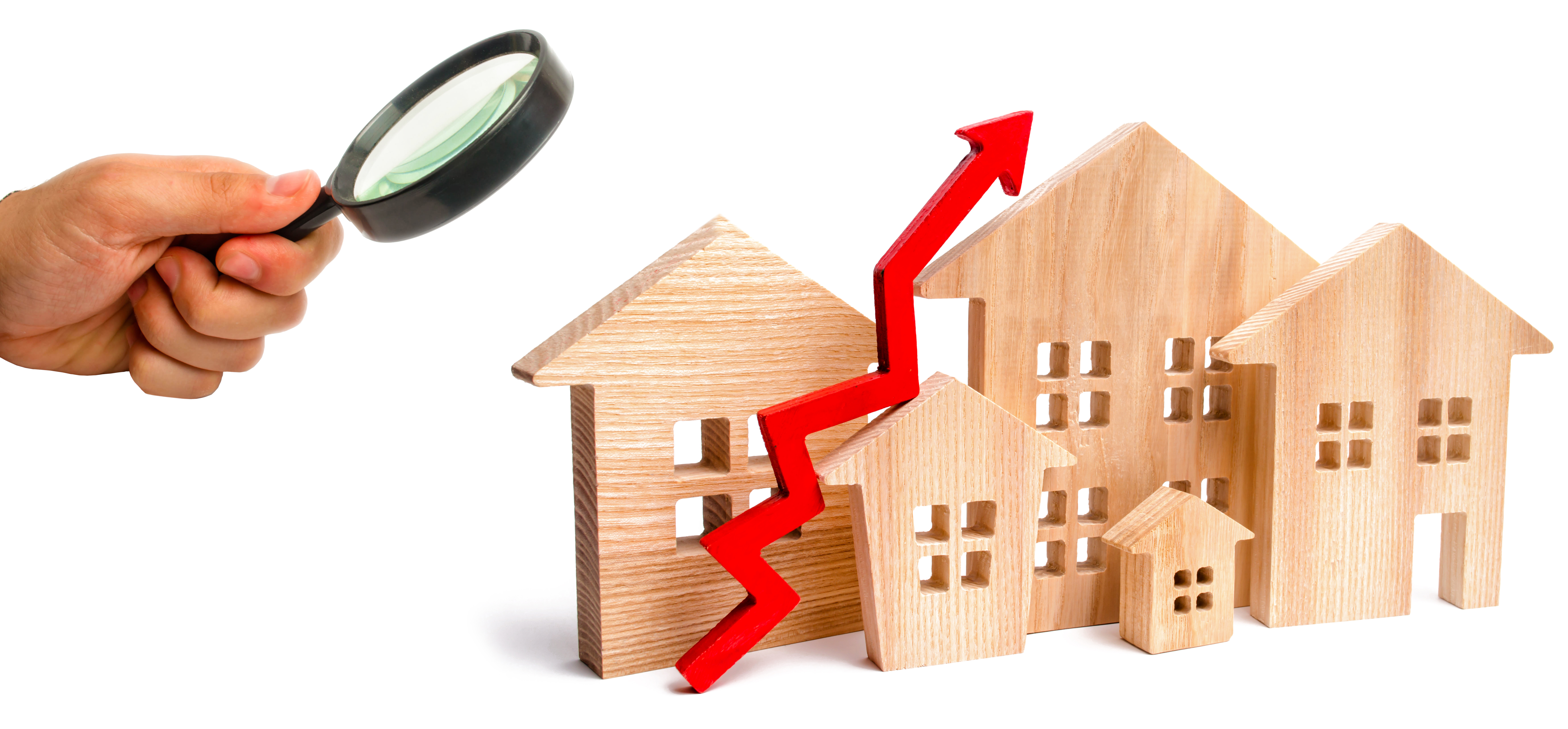 Недвижимый предложение. Ипотека арт. Внимание! Стоимость недвижимости увеличивается!. Дом с красной стрелкой рост продаж. Demand for real Estate value.